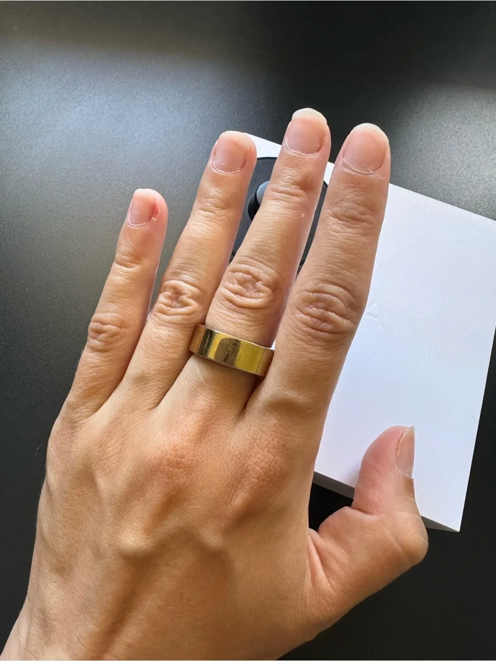 Oura ring Gen 3 Heritage ring size 8 gold (2-3 day battery life)